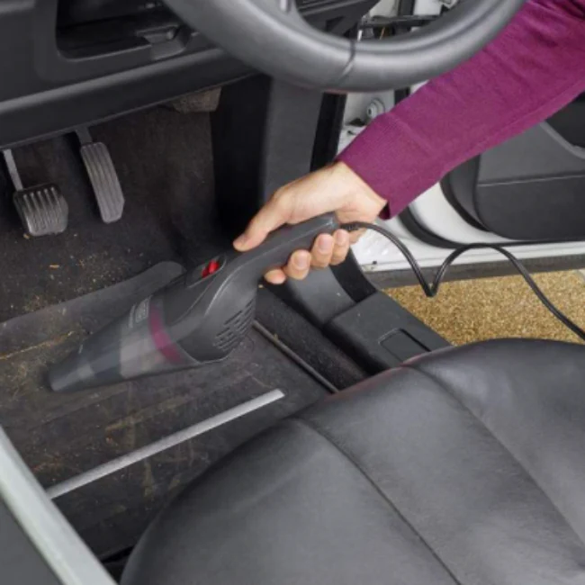 Black & Decker 12V Dustbuster Auto Car Vacuum Cleaner - Image 4
