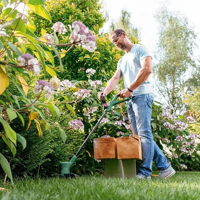 Bosch EasyGrassCut 26 280W Corded Grass trimmer - Image 11