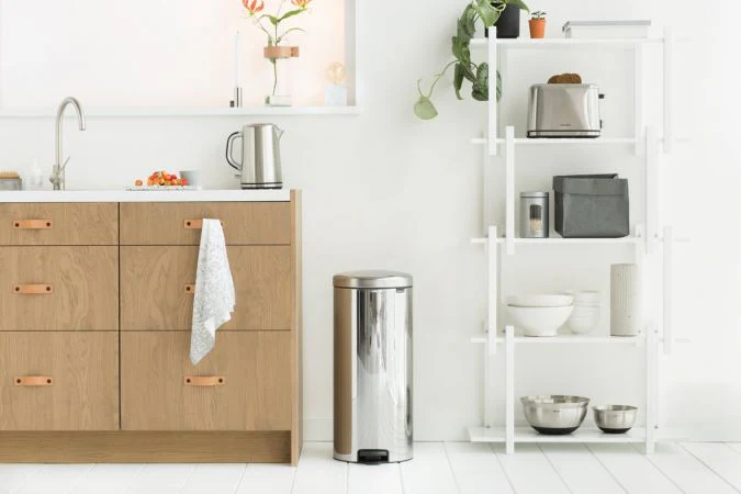 Brabantia 30 Litre Pedal Bin | Brilliant Steel - Image 5