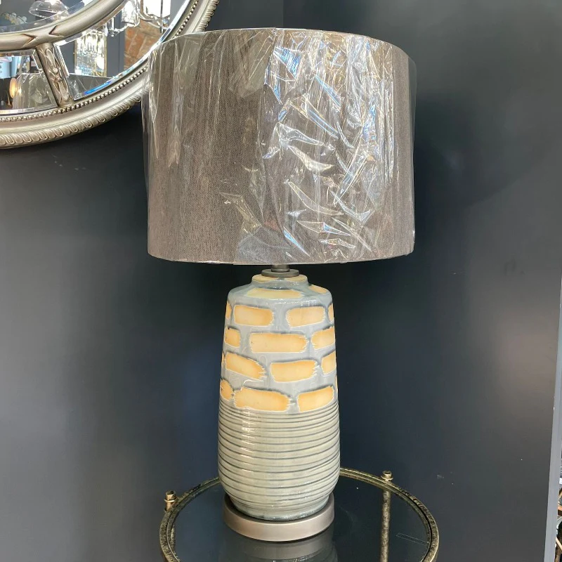 CASA CLASSICAL CERAMIC TABLE LAMP