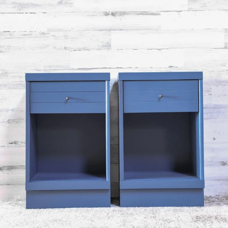 Deep Blue Beyond Paint All In One Furniture Paint - Image 3