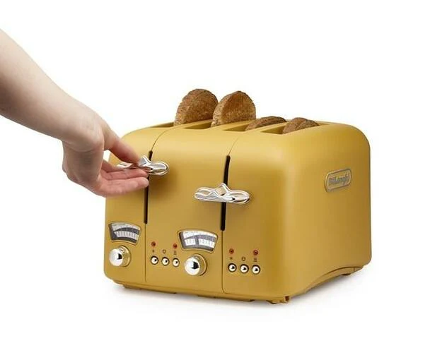 DeLonghi Argento Silva Yellow 4 Slice Toaster - Image 3