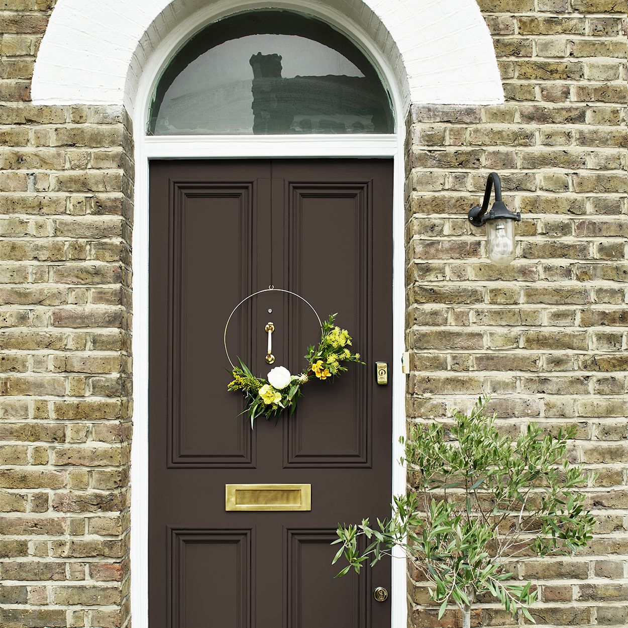 Dulux High Gloss - Bitter Chocolate - Image 2