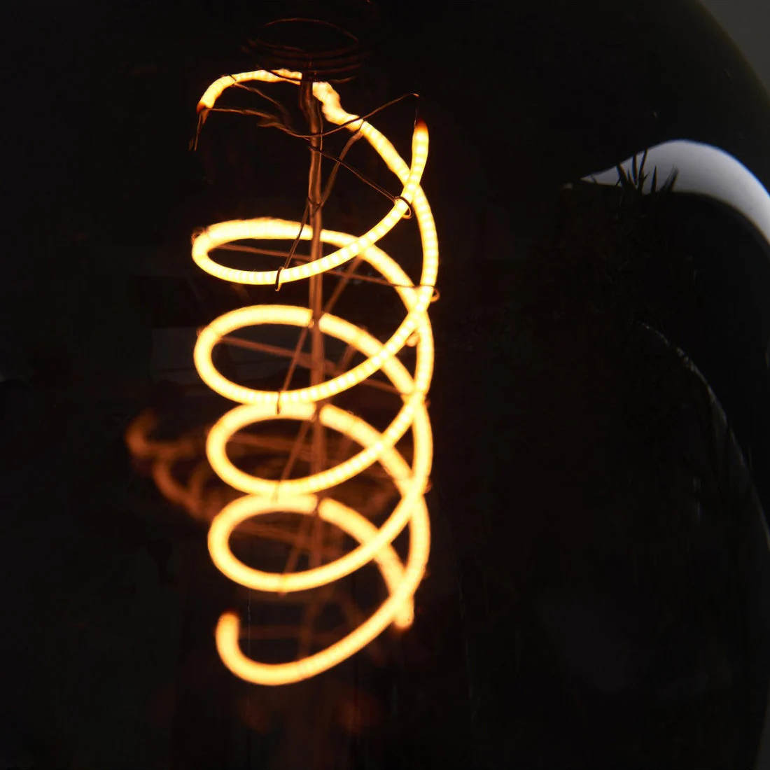 Endon Helix E27 Filament Bulb – Spiral Vintage Style - Image 5