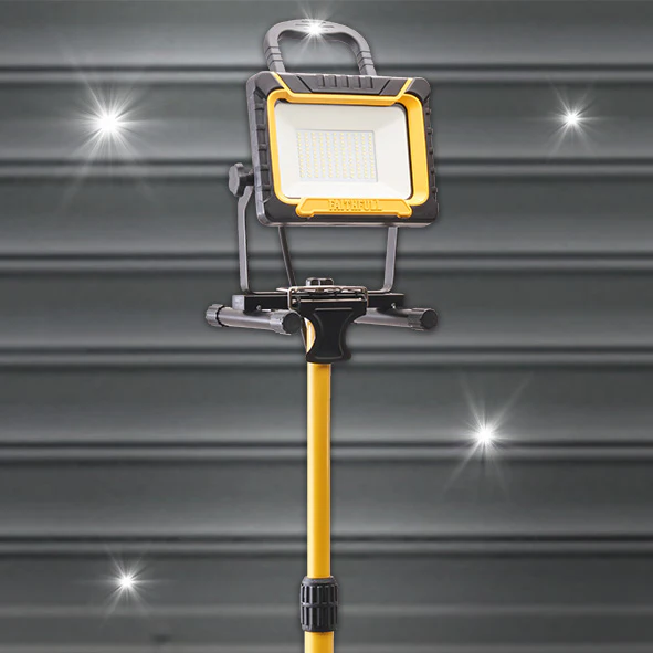 Faithfull 45W Safety Sitelight with Tripod - Image 2