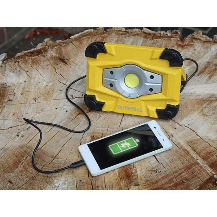 Faithfull 20W Rechargeable LED Sitelight with Magnetic Swivel Base - Image 3