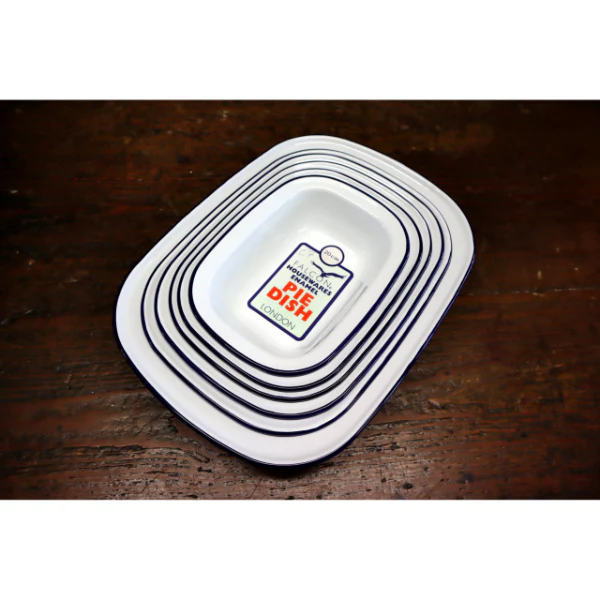 Falcon Enamel Rectangle Pie Dish - Image 3