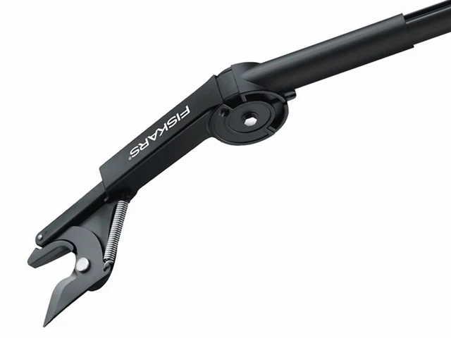 Fiskars Garden Cutter Junior Anvil Tree Pruner UP53 - Image 2