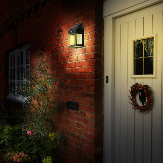 JML Luma Solar Wall Lantern - Image 4