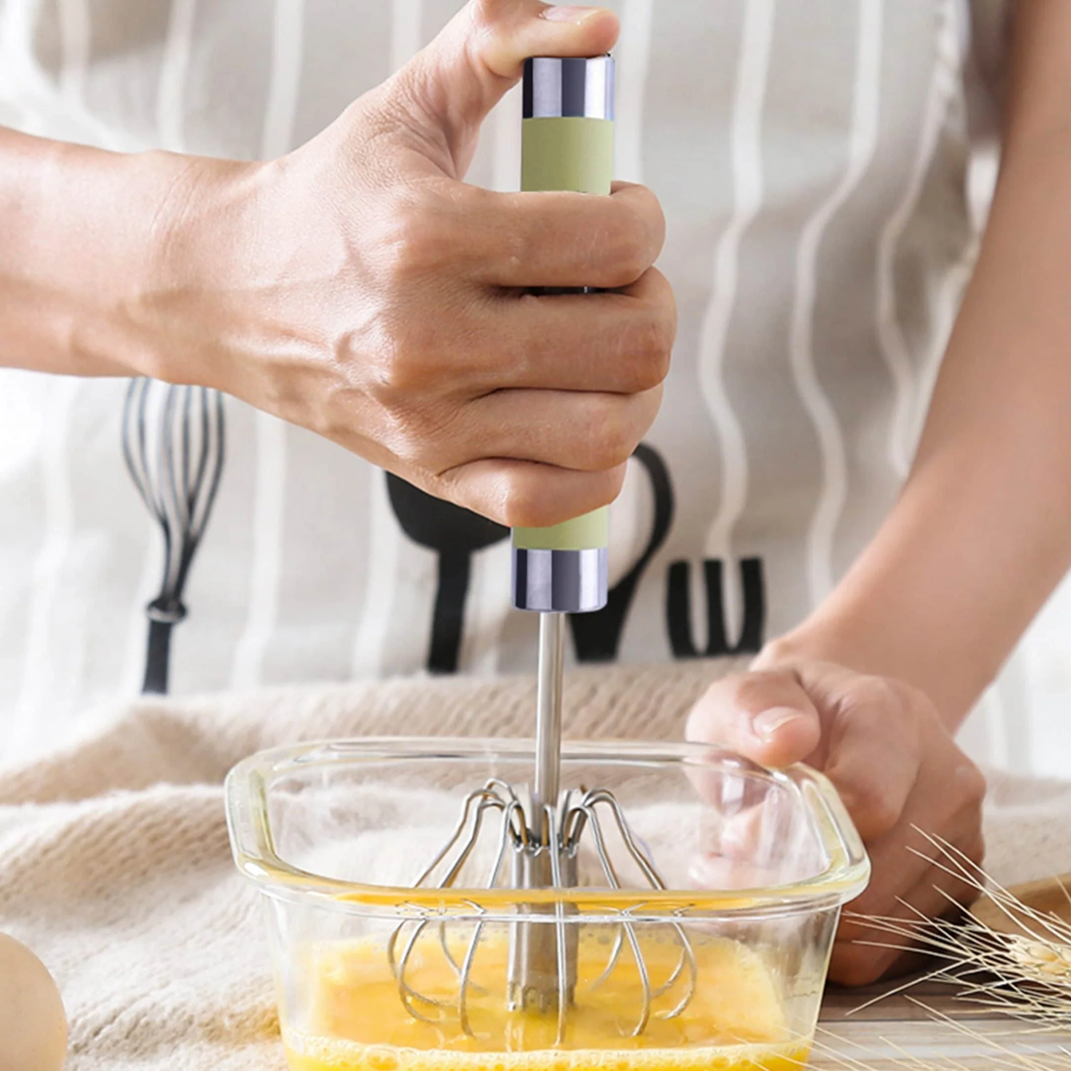 Kitchen Academics Spin Whisk - Image 2