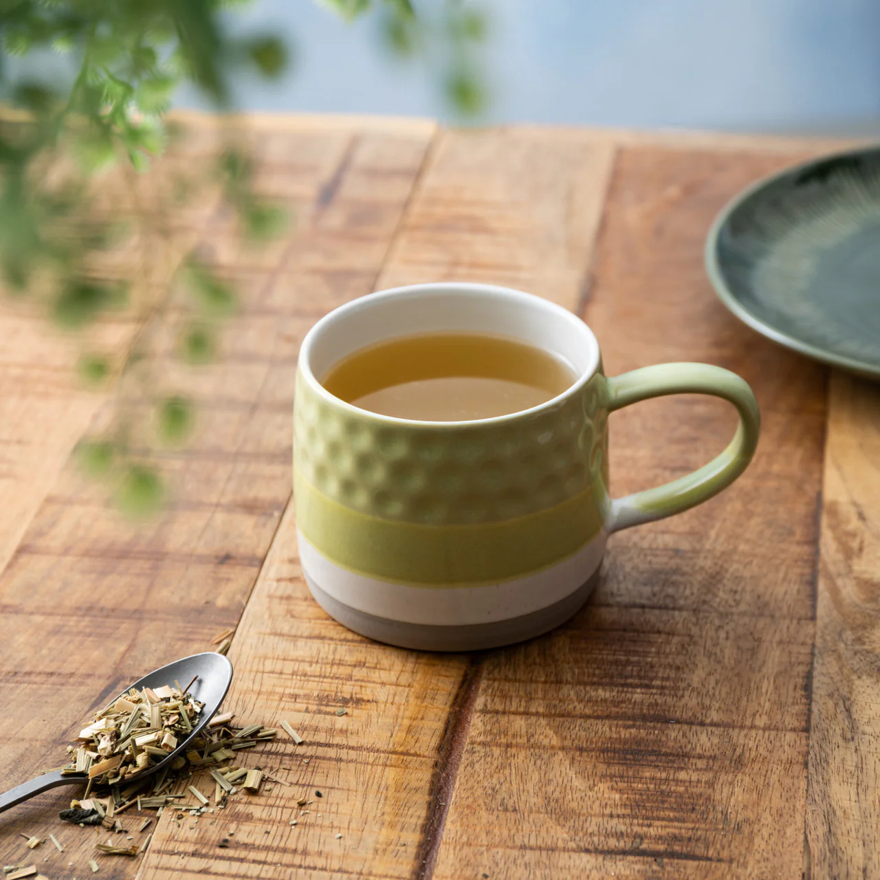 MIKASA GREEN TEXTURED OMBRE MUG 320ML - Image 3