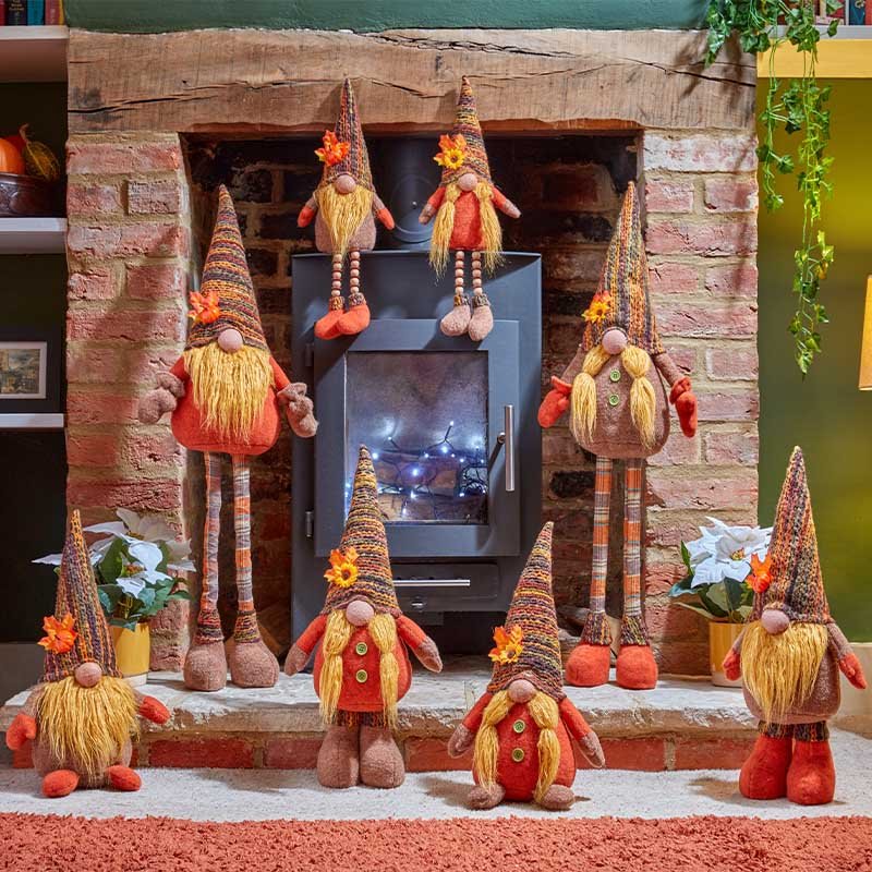 Mrs Maple – Autumn Character Decor – Standing – Large