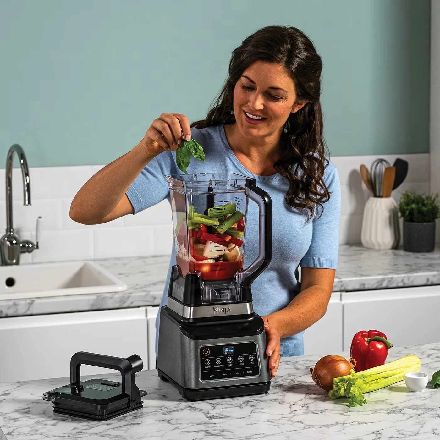 Ninja 3-in-1 Food Processor with Auto-IQ - Image 4