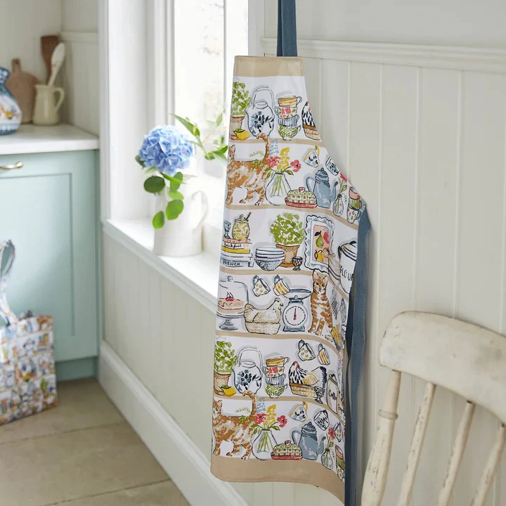 Pantry Cats PVC Apron in Multicolour - Image 2