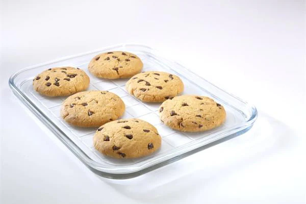 Pyrex Glass Baking Tray – 32cm x 26cm x 2cm - Image 4