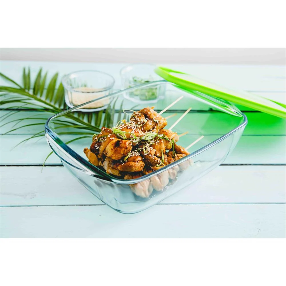 Pyrex rectangular dish 23 x 15cm (1.1L)