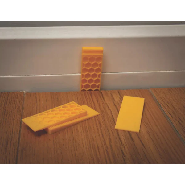 Roughneck Laminate and Wood Flooring Gap Spacers Pack of 48 - Image 3