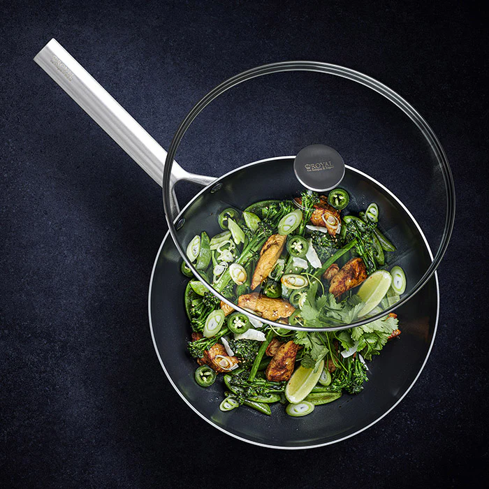 RVK Covered Wok 28cm - Image 3