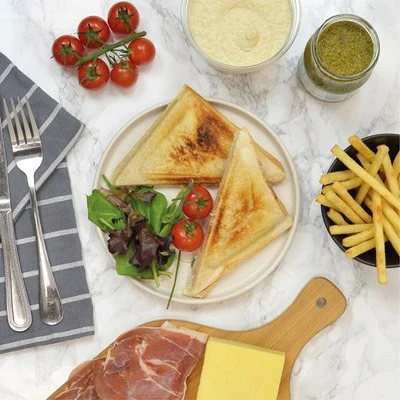 KitchenPerfected 2 Slice Sandwich & Omelette Maker - White - Image 5