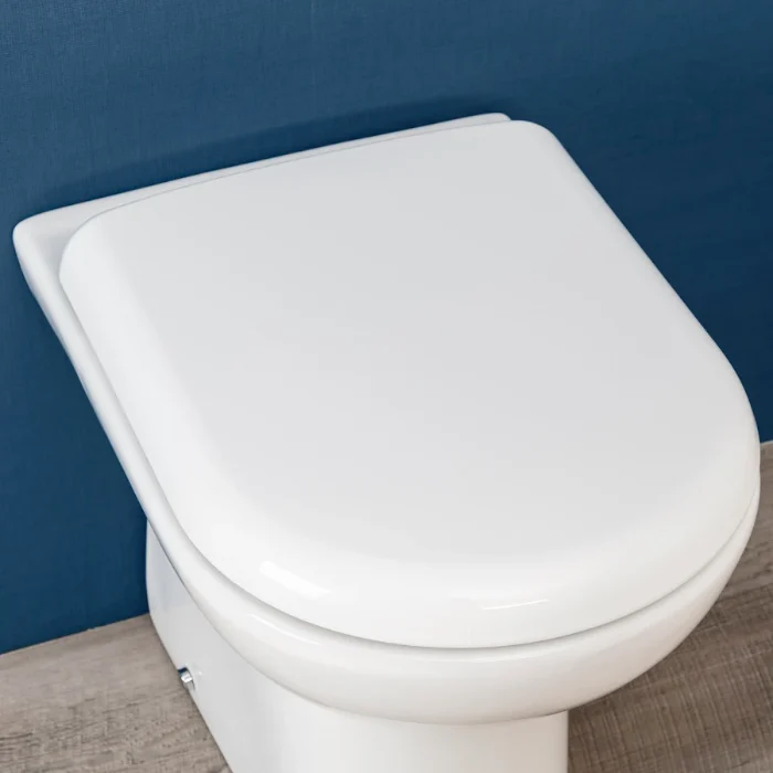 Saturn Slow Close Toilet Seat - Image 2