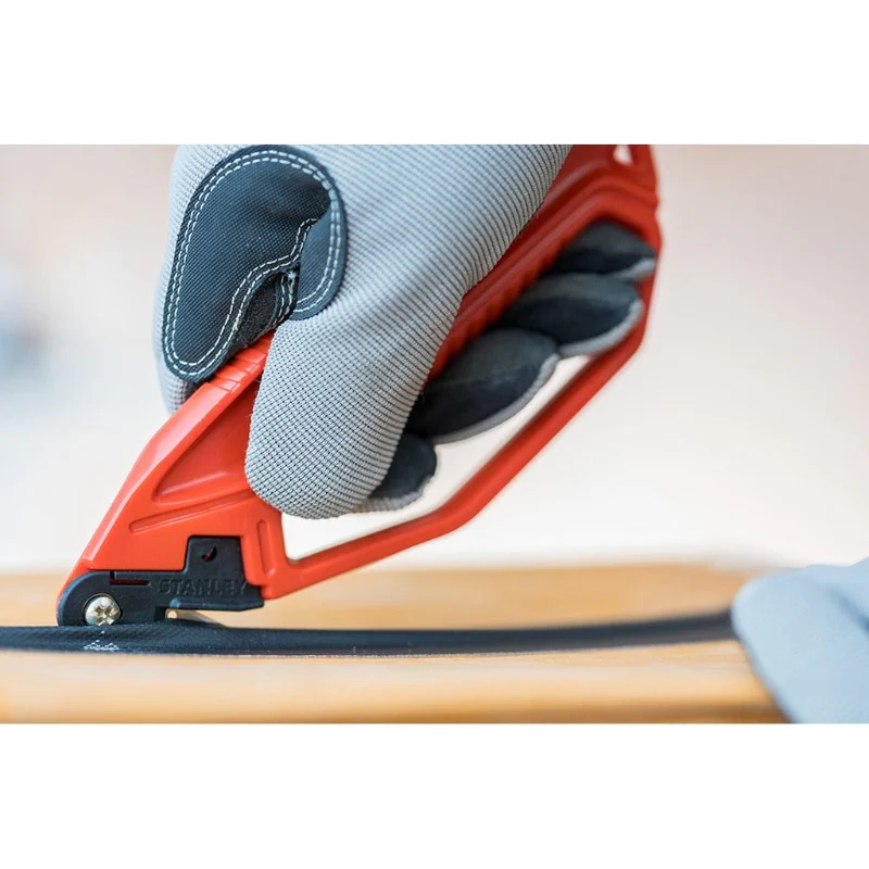 STANLEY® SAFETY WRAP CUTTTER - Image 3