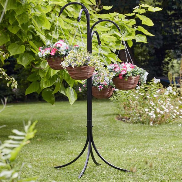 Titan 4 Way Garden Hanger - Image 2