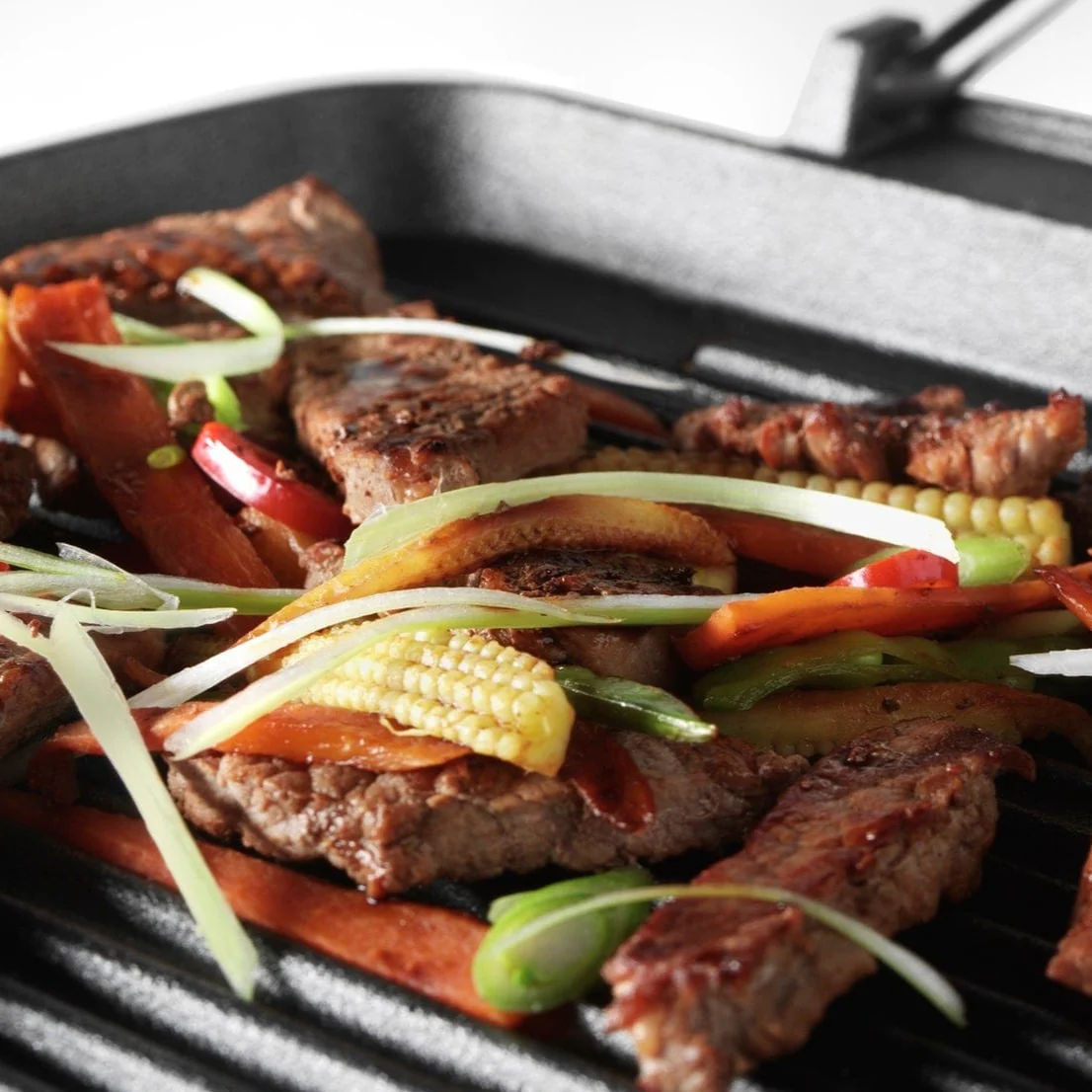 Typhoon World Foods 35cm Rectangular Chargriller - Image 3